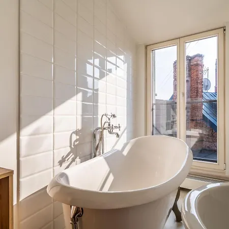 Castle Street Rooftop Retreats By Innorental Apartment
