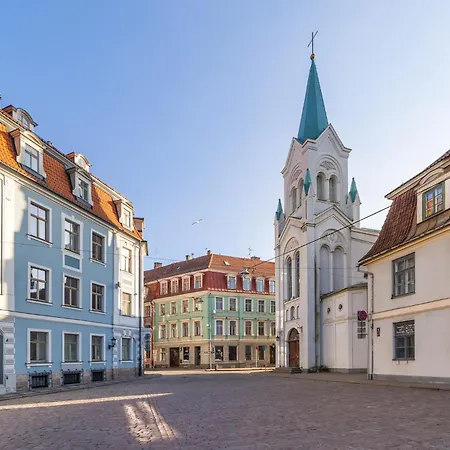 Castle Street Rooftop Retreats By Innorental Apartmán