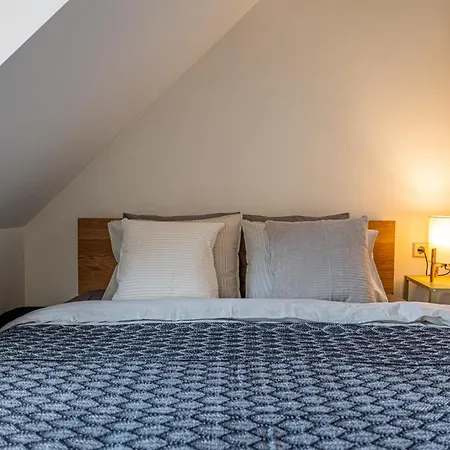 Castle Street Rooftop Retreats By Innorental Apartmán Riga